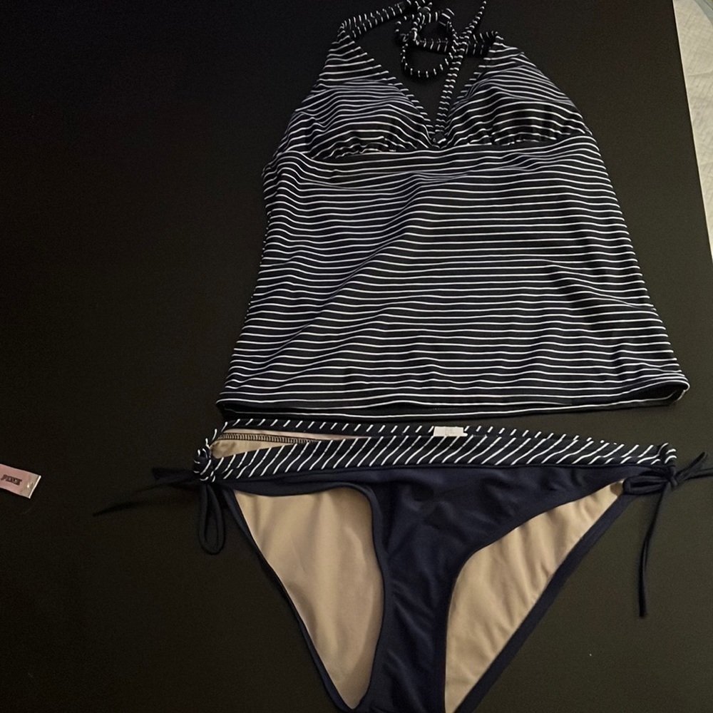 GAP navy blue white stripe classi tankini Sz S bikini Sz M